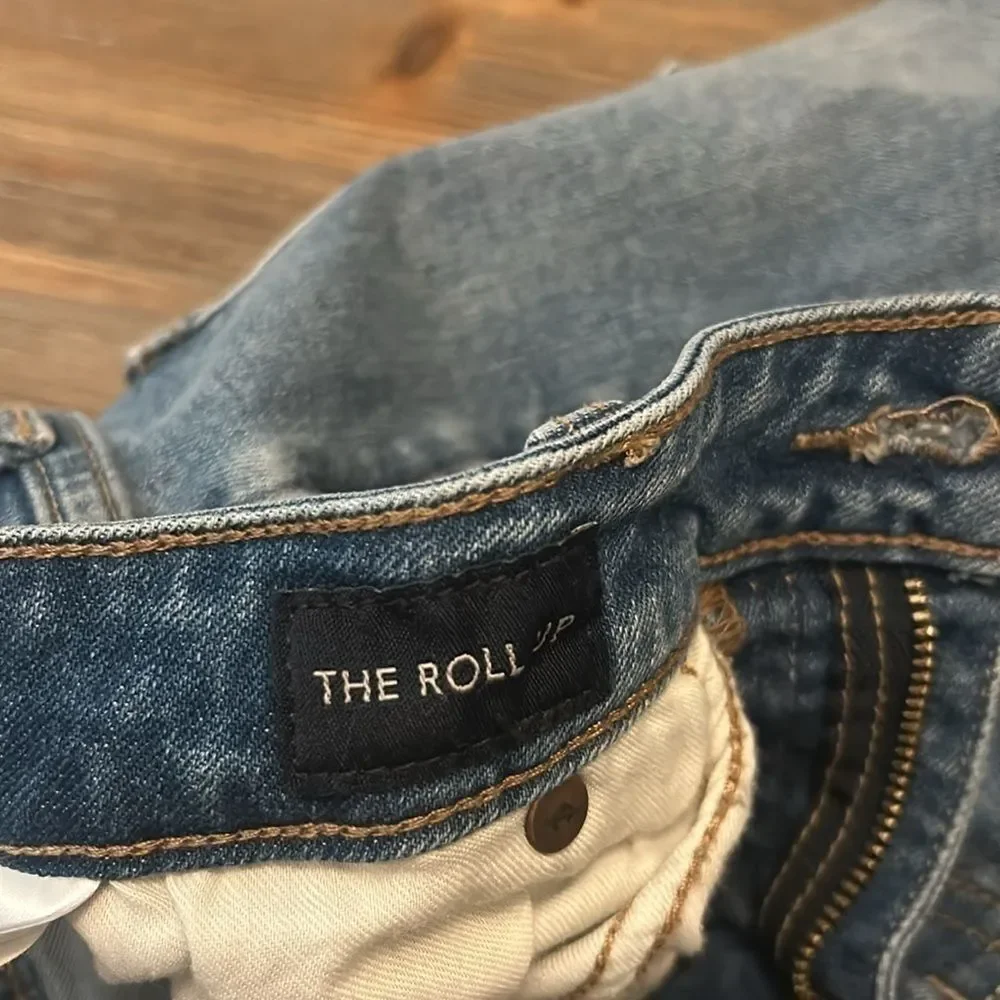 Lucky Brand Jean shorts 4/27    D - Picture 3 of 11